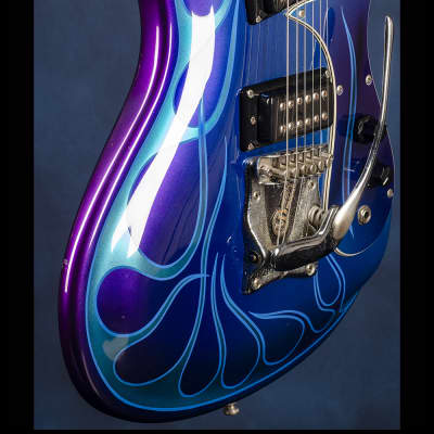 Mosrite [Vibramute Model] specially built for Mick Mars of Mötley Crüe by Semie Mosely 1991 Metallic blue/purple with flame pinstriping image 10