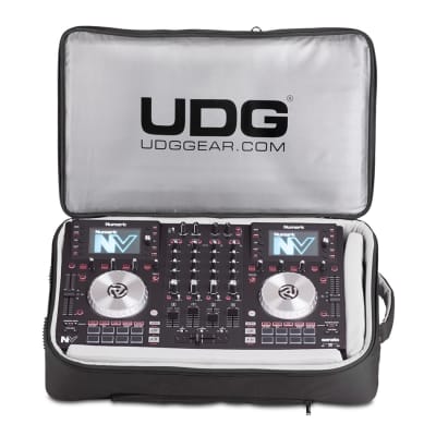 UDG - U7201BL - Urbanite MIDI Controllers Backpack Medium Black