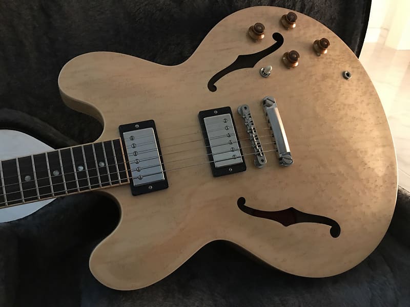 Gibson 335 Custom 2011 - Birdseye Maple | Reverb