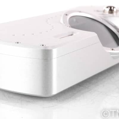 Chord Electronics DAVE DAC / Headphone Amplifier; D/A Converter; Silver; Remote image 2