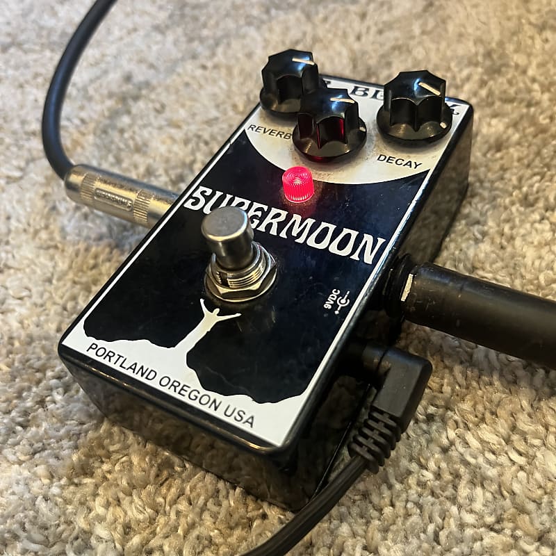 Mr. Black Supermoon