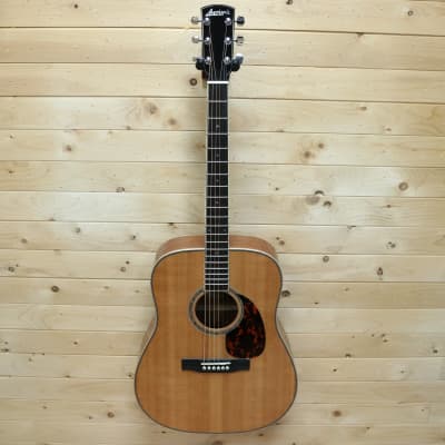 Larrivee D-05 All Solid Sitka Spruce / Mahogany Acoustic Guitar - Natural Gloss image 2