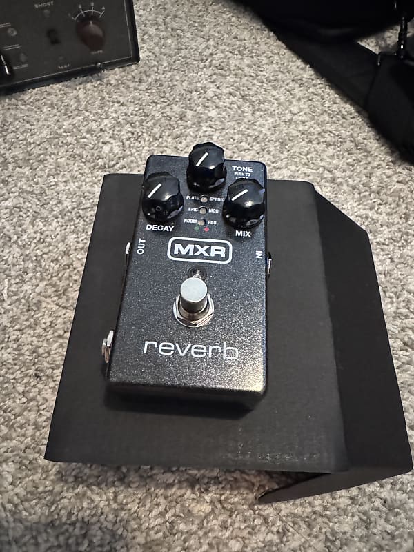 MXR Reverb m300