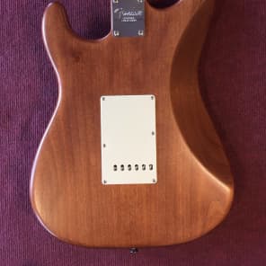Fender American Special Stratocaster 2014 Satin Honeyburst image 4