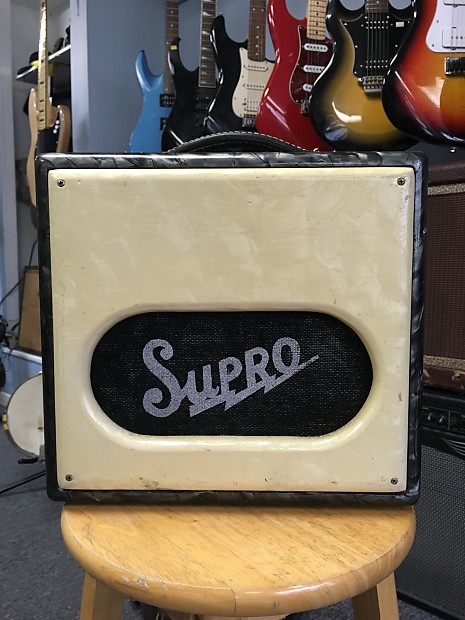 Supro 1606 outlet vintage