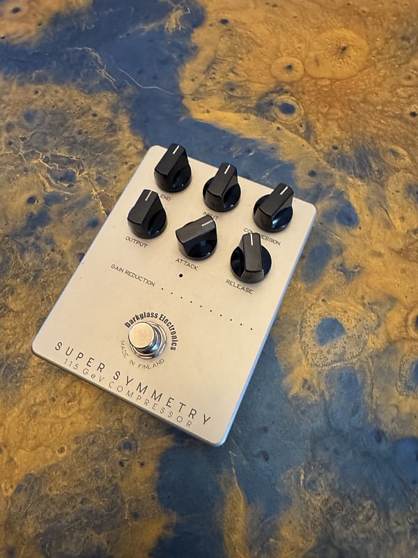 Darkglass Electronics Super Symmetry Compressor