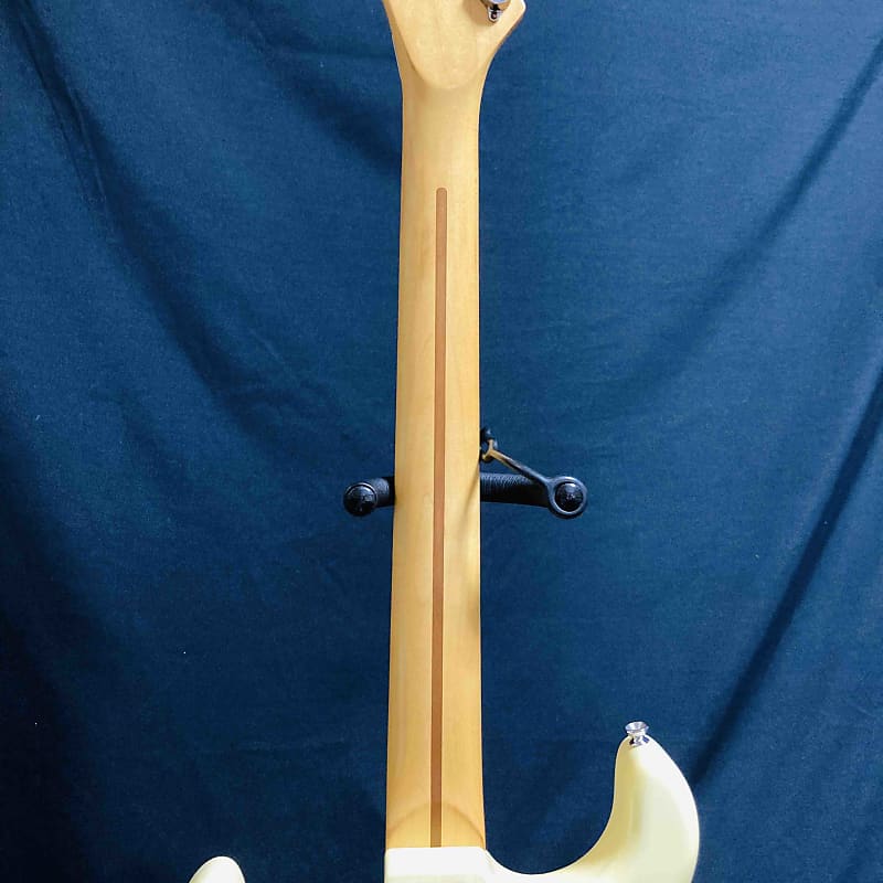 Kramer Neptune NJ USA White Electric Guitar w/Soft case | Reverb