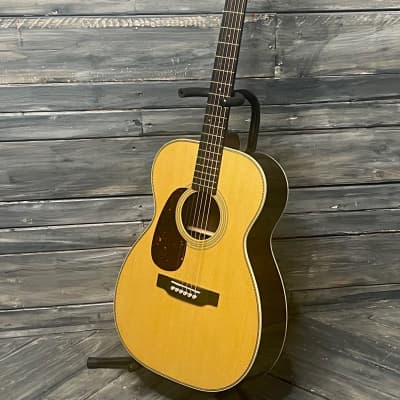 Martin Left Handed 000-28 Standard Series Acoustic Guitar image 3