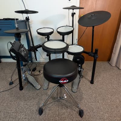 Roland TD-17KVX2 V-Drums Kit Dream Bundle (incl. Tama Speed Cobra HP910LWN + HH915D Lever Glide Hi-hat Stand + Gibraltar 9608 Drum Throne)