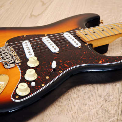 1998 Fender Deluxe Player Stratocaster Ash Body Sunburst w/ Fender Japan Neck image 6