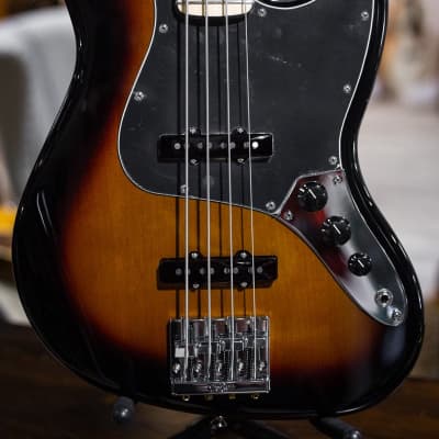 Fender Geddy Lee Jazz Bass - Maple Fretboard - 3-Color Sunburst w/Deluxe Gig Bag image 3