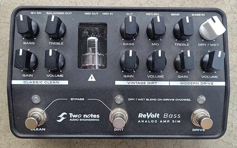 Two Notes ReVolt Bass