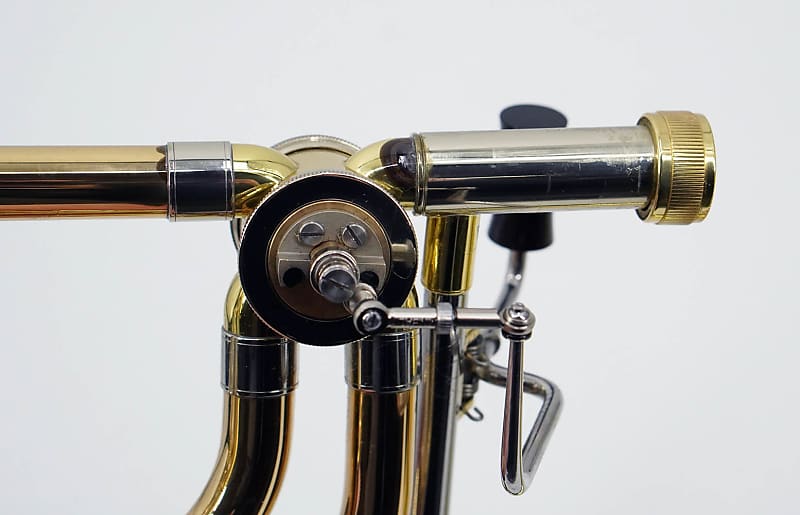 Edwards/エドワーズ トロンボーン主管レシーバー（T396ARベル側） Edwards T396-AR Large Bore Tenor Trombone | The Trombone