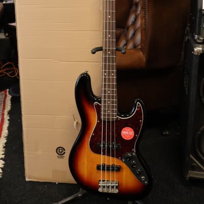 Squier Classic Vibe '60s Jazz Bass 3-Color Sunburst for sale