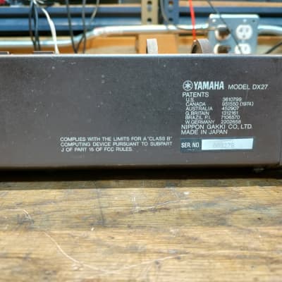 Yamaha DX27 61-Key Digital Programmable Algorithm Synthesizer | Reverb