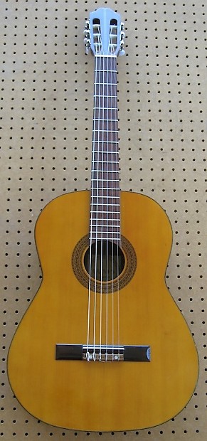 Pan shop classical guitar