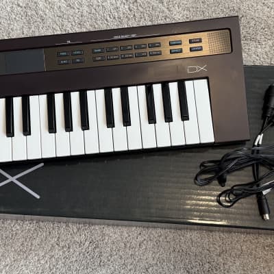 Yamaha Reface DX Mini Mobile Keyboard 2015 - Present - Black