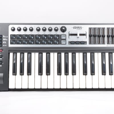 Roland A-300PRO 25-Key MIDI Keyboard Controller