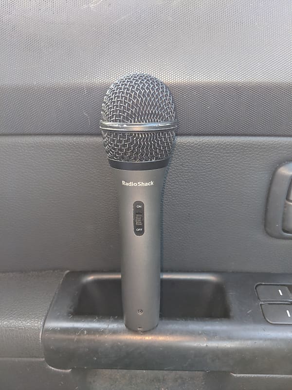 Radioshack USB 3300660 Handheld microphone q2u Clone Reverb