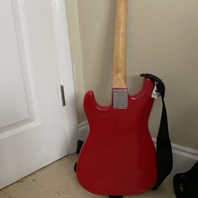 Squier Mini Stratocaster 2014-2015 Red image 5