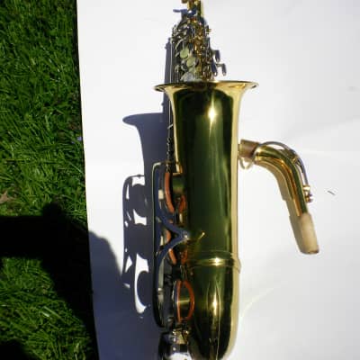 Conn 20M alto saxophone image 7
