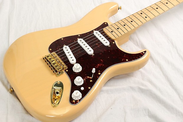 Fender Mexico Deluxe Player Stratocaster Honey Blonde | Reverb