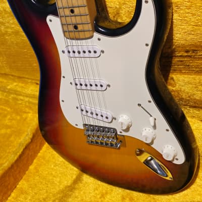 ギター EL MAYA Artist model Stratocaster 1970s El Maya artist model Stratocaster 1970s Vintage Model White