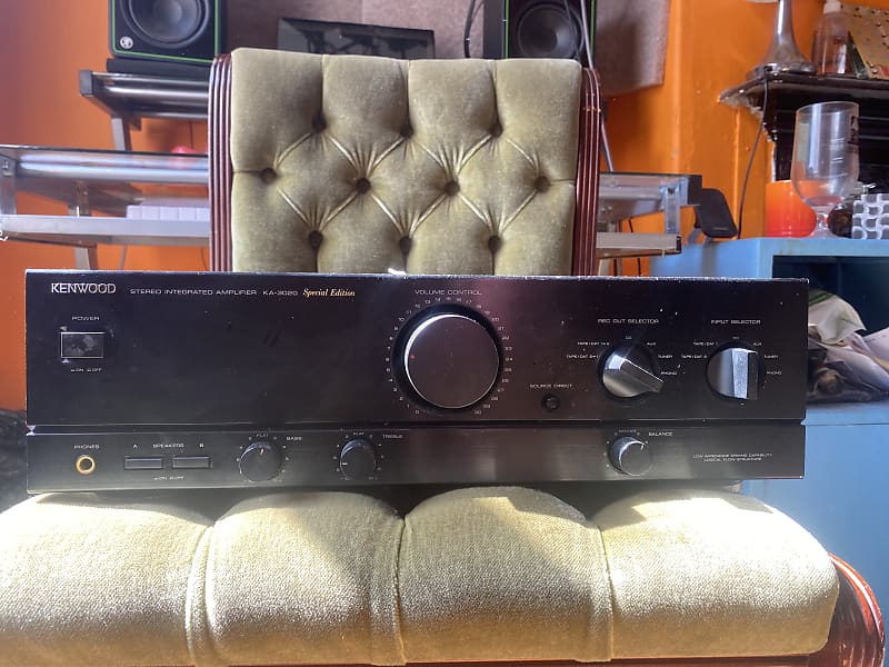Kenwood KA-3020 special edition 1998 - Black  			