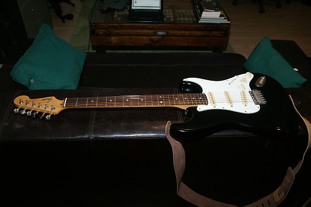 Fender Japan Stratocaster F Serial 1986-87, Used, Soft Case