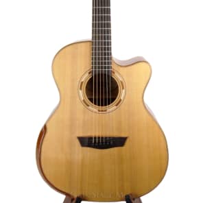 Washburn WCG66SCE Comfort Series Grand Auditorium with Electronics Natural