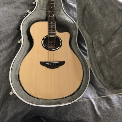 Yamaha APX500II Thinline Acoustic/Electric Guitar Natural image 1