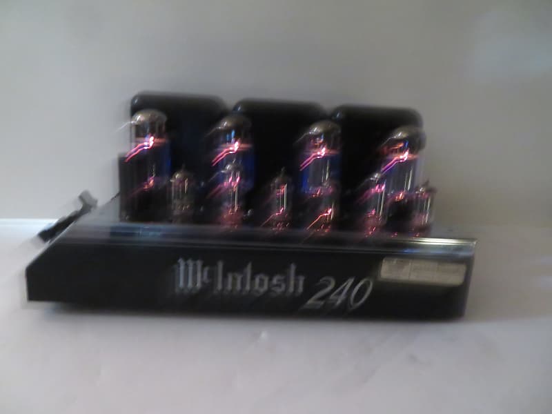 McIntosh MC240 early 1960&#039;s - Black and chrome  			