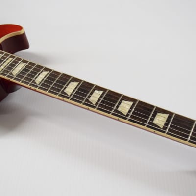 Gibson Les Paul Standard '50s Left-Handed Electric Guitar 2021 Heritage Cherry Sunburst image 7