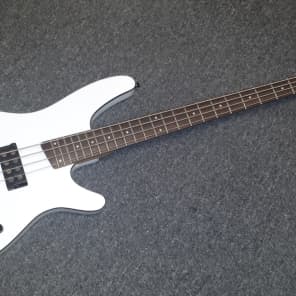 ファッション人気ブランドランキング Ibanez SRX2EX2 SDGR Soundgear 4-String Electric Bass Guitar ぬいぐるみ