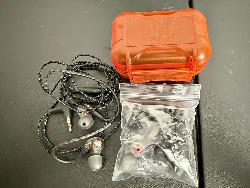 Westone UM Pro 30 Triple-Driver Stereo In-Ear Headphones Monitors  			