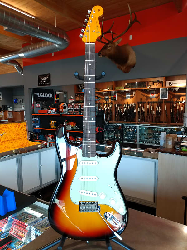 Fender CUSTOM SHOP 60'S NEW OLD STOCK STRATOCASTER 2022 - Sunburts image 1