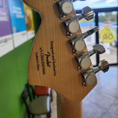 Squier Affinity Series Stratocaster with Rosewood Fretboard 2016 - 2018 - 2-Color Sunburst image 3