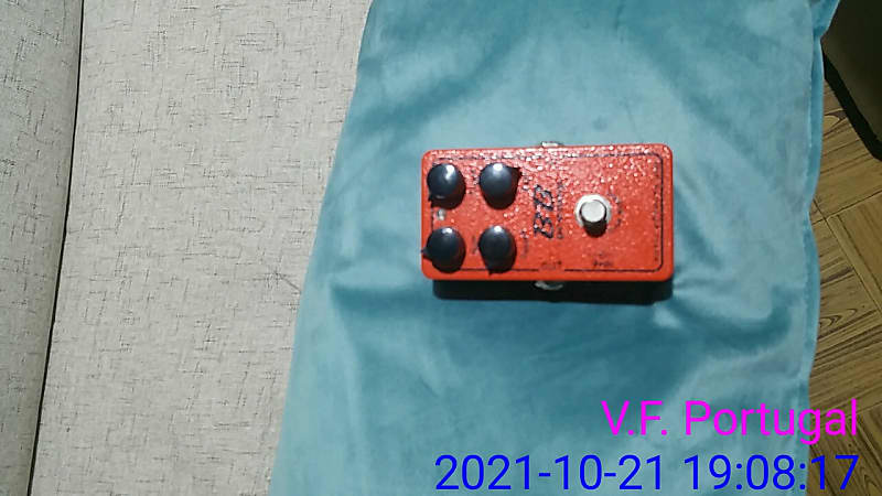 XOTIC BB Preamp BB Preamp Red image 1