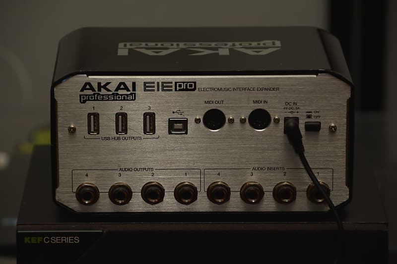 AKAI EIE PRO scheda audio usb con HUB USB 2.0