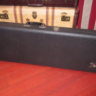 Fender Standard Mustang / Jag-Stang / Cyclone Case (Black)