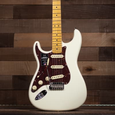 Fender American Professional II Stratocaster Left-Hand, Maple, Olympic White image 3