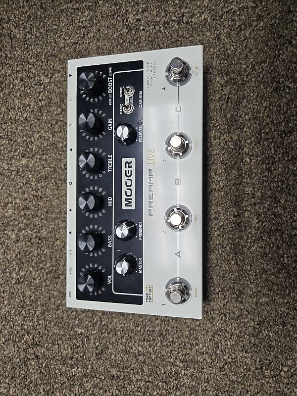 Mooer Preamp LIVE