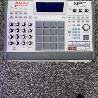 Akai MPC Renaissance Groove Production Studio 2012 - 2019 - Grey image 1