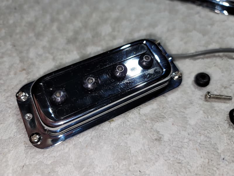 Rickenbacker Bass Neck Pickup 2010 - Chrome/Black | Reverb