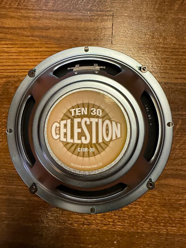 Celestion store ten 30