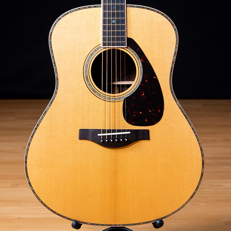 Yamaha LL36 ARE Original Jumbo Acoustic Guitar - Natural SN