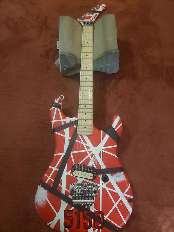 Kramer Baretta/EVH 5150 Tribute 2021 - 5150 Red/Black/White