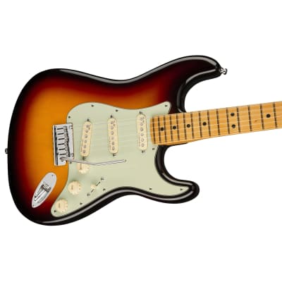 Fender American Ultra Stratocaster w/Maple Fretboard - Ultraburst image 2