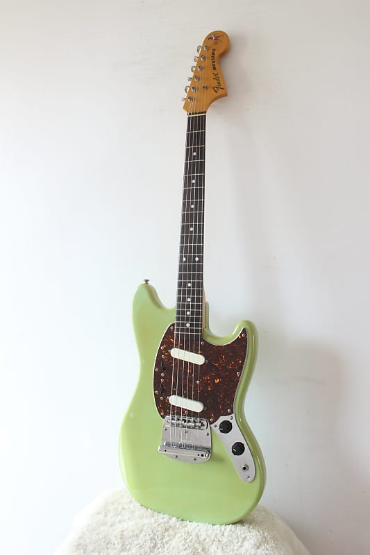 Fender Japan mustang MG69-65 サーフグリーン　希少 Fender Japan '69 Reissue Mustang MG69-60 Aged Surf Green 1987 | Reverb
