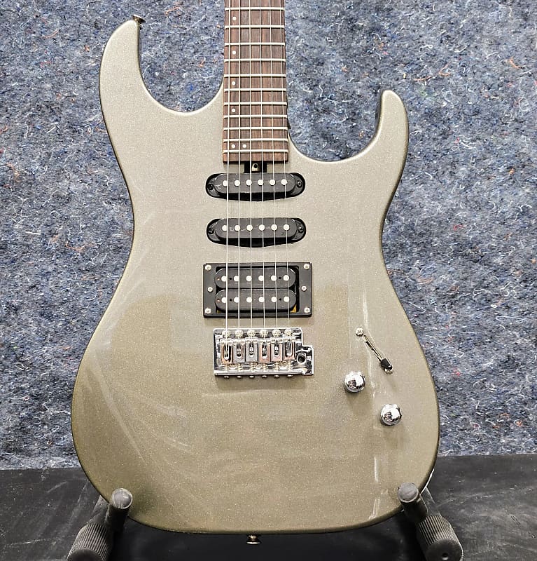 Washburn X10 Pro Mint Fast Ship Reverb